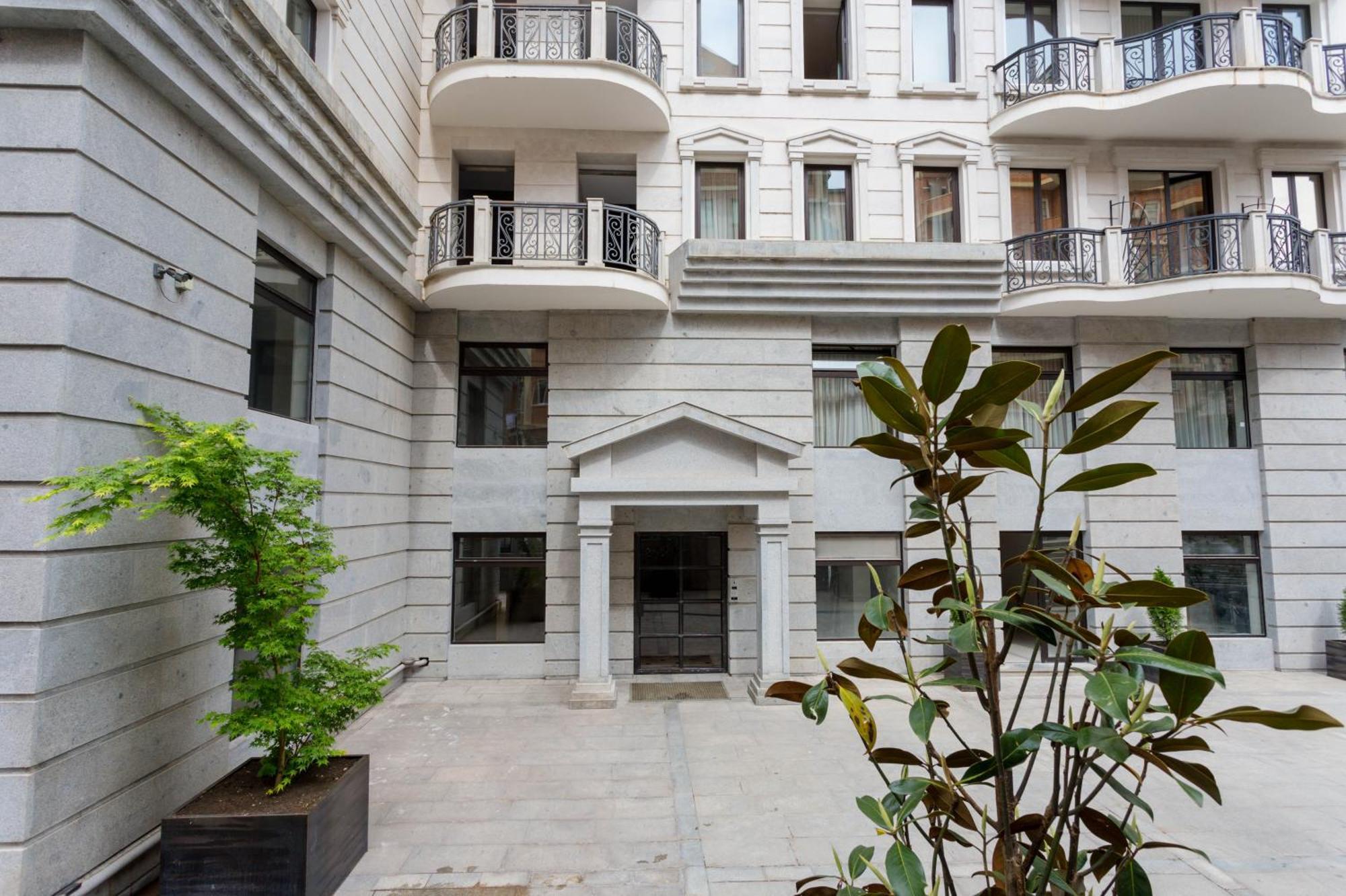 The Grand Apartment Lll تبليسي المظهر الخارجي الصورة