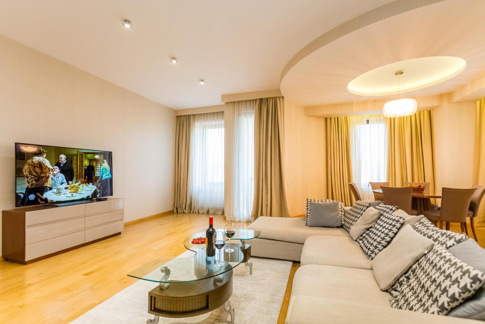 The Grand Apartment Lll تبليسي المظهر الخارجي الصورة